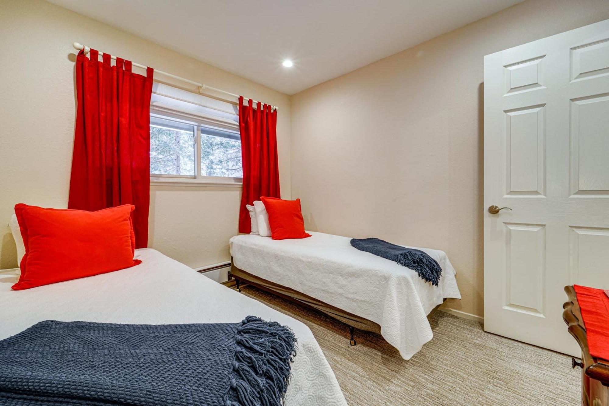 Tahoe Condo About 1 Mi To Diamond Peak Ski Resort! Incline Village Extérieur photo